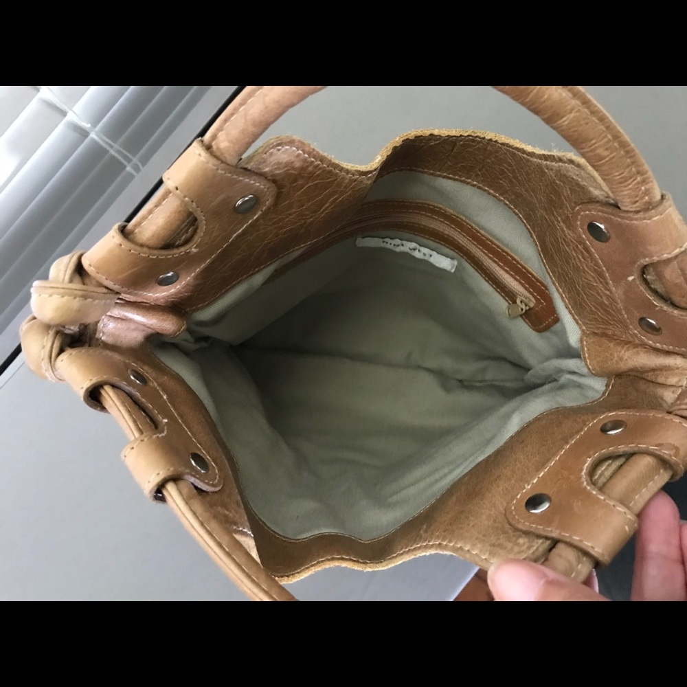 Purse - Picture 3 of 4